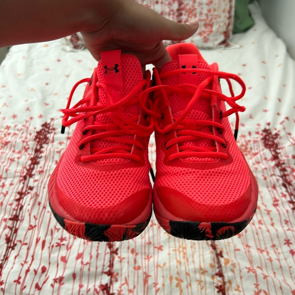 Under Armour HOVR basketball shoes